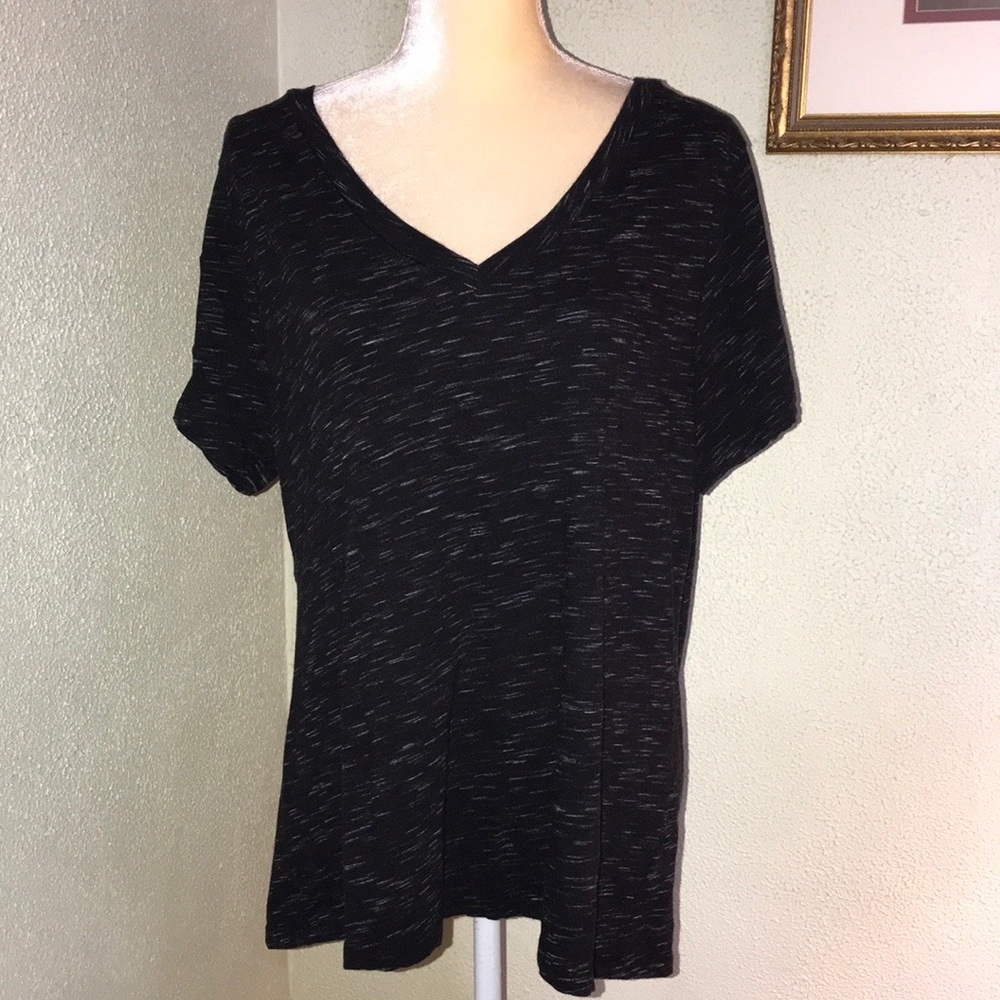 Old Navy Black Soft V-neck T-shirt Size XL